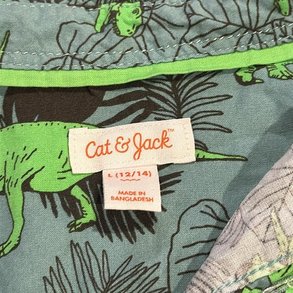 Cat & jack dinosaur button down size large 12/14 - Picture 3 of 3
